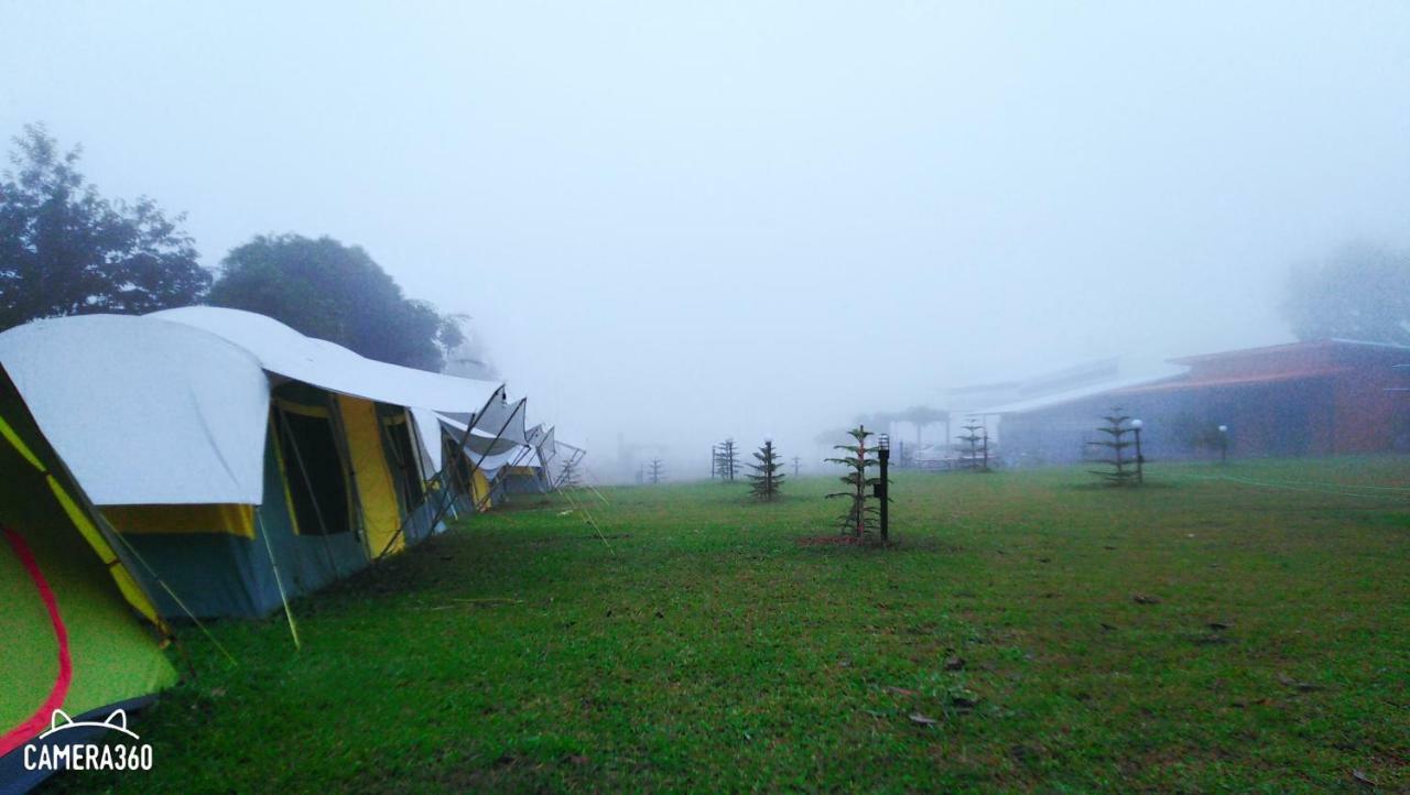 Vila เฟรนด์แคมป์ Khao Kho Exteriér fotografie